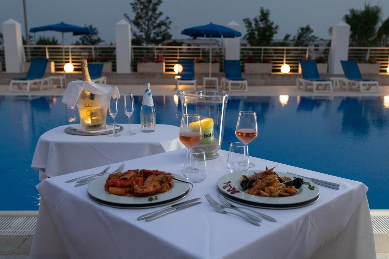 Club Azzurro Hotel & Resort Porto Cesareo Exterior photo