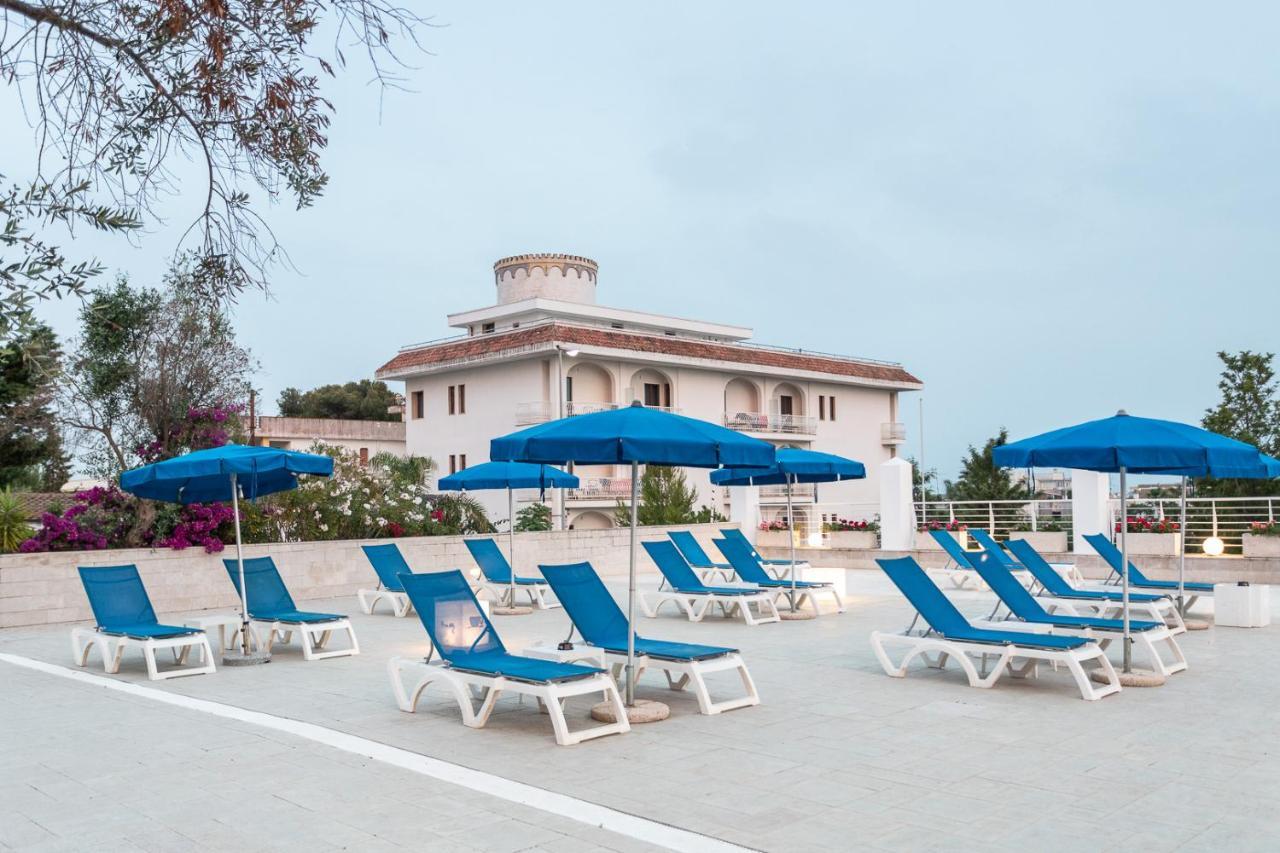 Club Azzurro Hotel & Resort Porto Cesareo Exterior photo