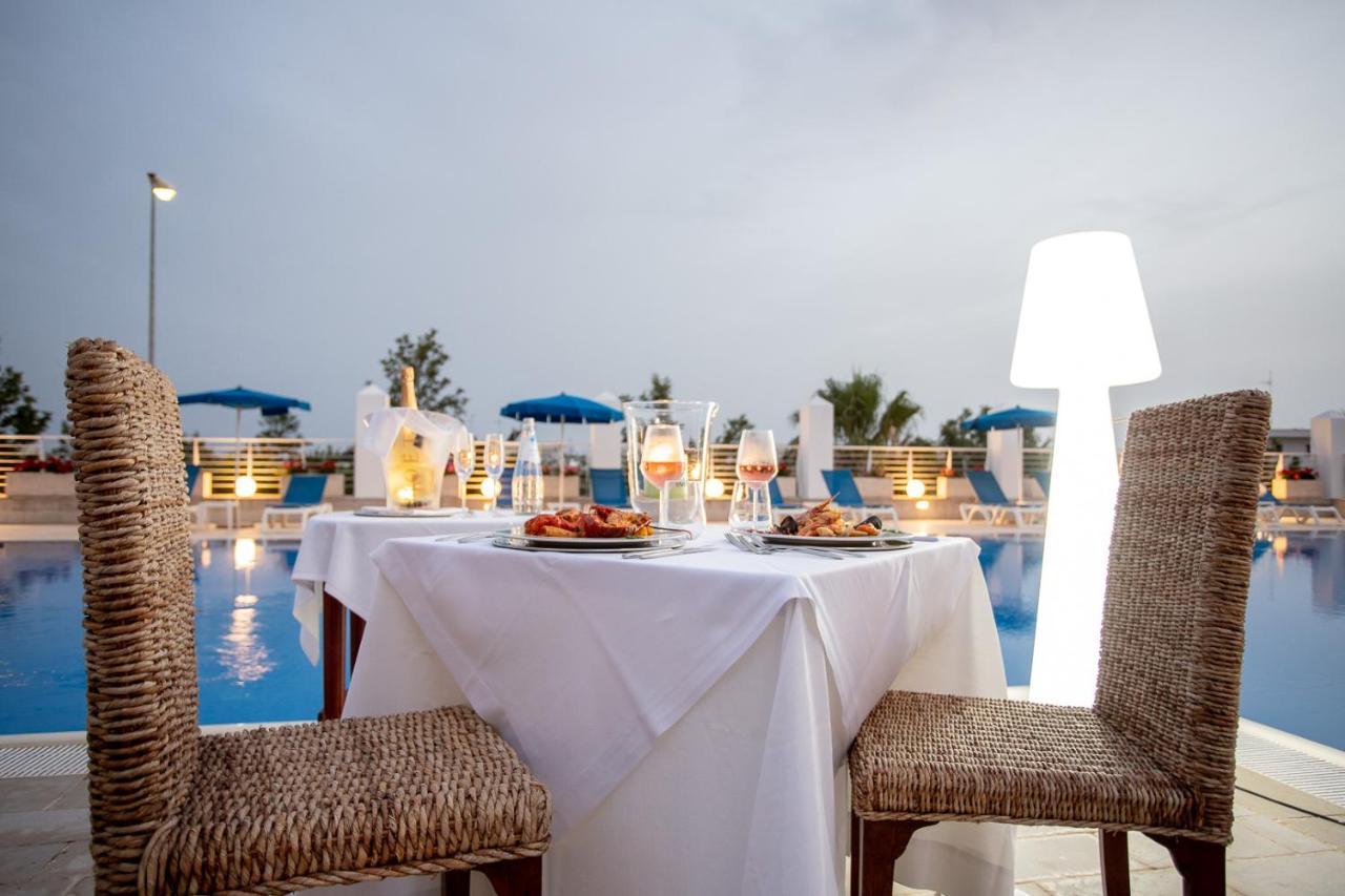 Club Azzurro Hotel & Resort Porto Cesareo Exterior photo